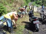 Dinas Lingkungan Hidup Tomohon dan Pemerintah Kelurahan Tinoor Satu lakukan Aksi Bersih-Bersih Sampah