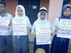 Pengambilalihan Sekolah Anak TKI di Malaysia Menjadi Tanda Tanya Besar