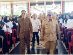 Bupati Lampung Tengah Loekman Serahkan 593 SK CPNS