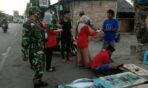 Kogasgabpad Kodim 1411 Bulukumba Mengedukasi Penjual Ikan di TPI Labuang Korong