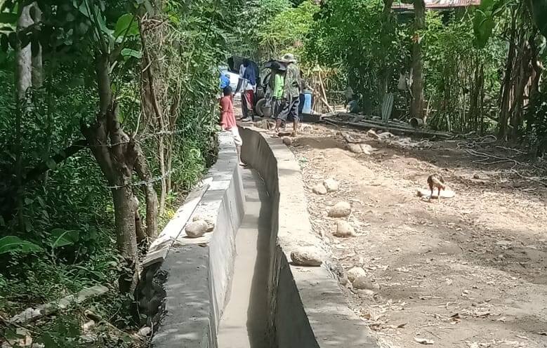 Pembangunan Drainase Desa Batunilamung Kecamatan Kajang