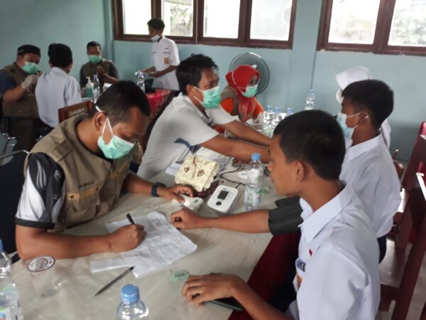 SMPN 19