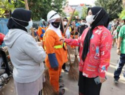 Pantau Jumat Bersih di Kecamatan Mariso, Wawali Fatma Ajak Warga Peduli Lingkungan