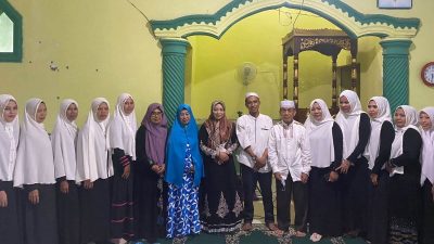 Foto bersama dai muda 2022 - TP PKK Desa Bontomacinna