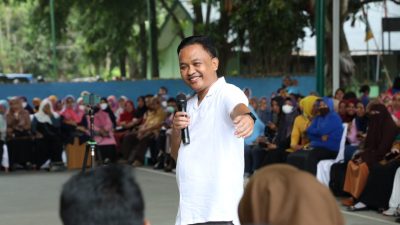 Guru-guru di Bantaeng ini Terharu Saat dengarkan Kisah Inspiratif dari Ilham Azikin