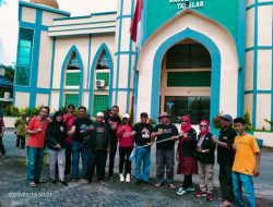 Daeng Manye Bareng Komunitas SEMUT INDONESIA, Bersih-Bersih Masjid di Takalar